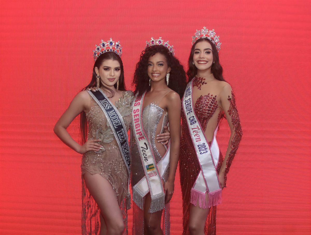 Direto De Umba Ba Thielle Gois Brilha E Coroada Miss Sergipe Teen