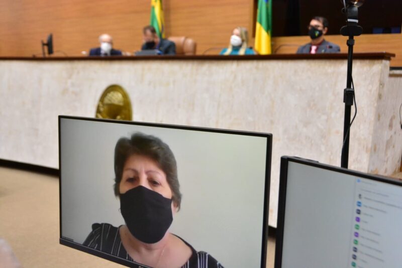 MARIA MENDONÇA