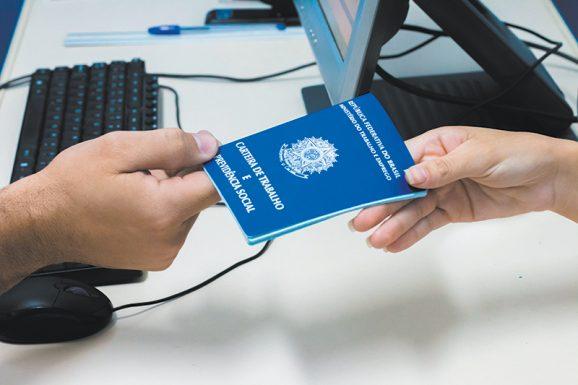 agendamento-para-emissao-de-carteira-de-trabalho-esta-paralisado-em-todo-estado-do-rio-578×385