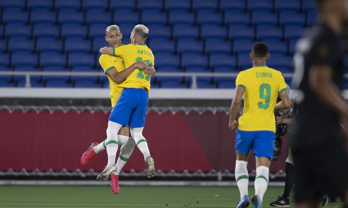 brasil_x_alemanha_toquio_futebol