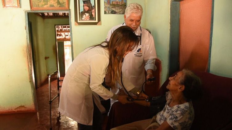 mais_medicos